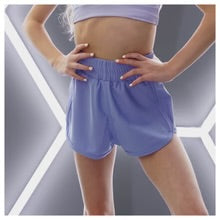 BAQ211 Flip Short Solid