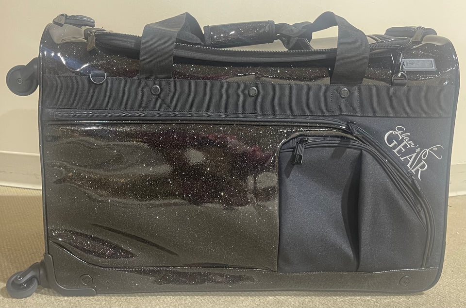 Glam'r Gear Mobile Changing Station w/Privacy uHide Curtain