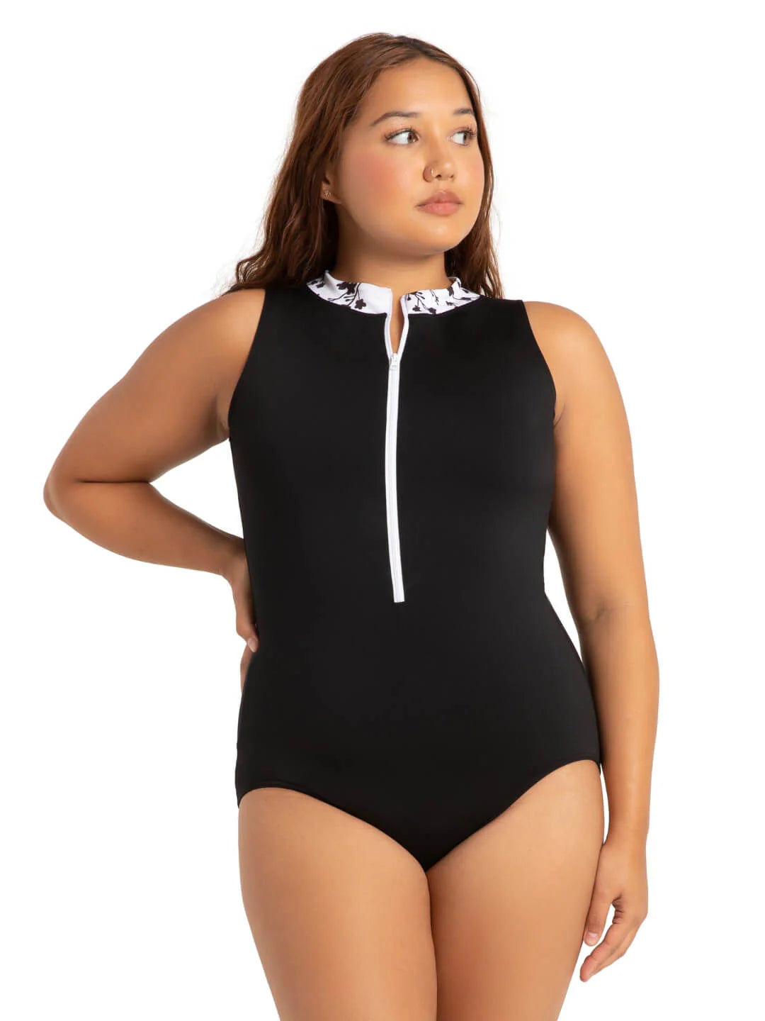 12153W Le Belle High Neck Leo